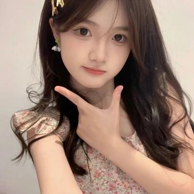 战火中的花蕾
